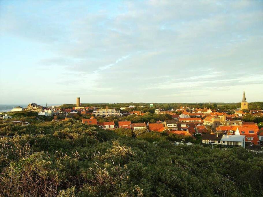 Vrijvakantiehuis The Hill Domburg Buitenkant foto